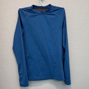 REI Kids Midweight Base Crew Long Underwear Top. Medium - horizon Blue